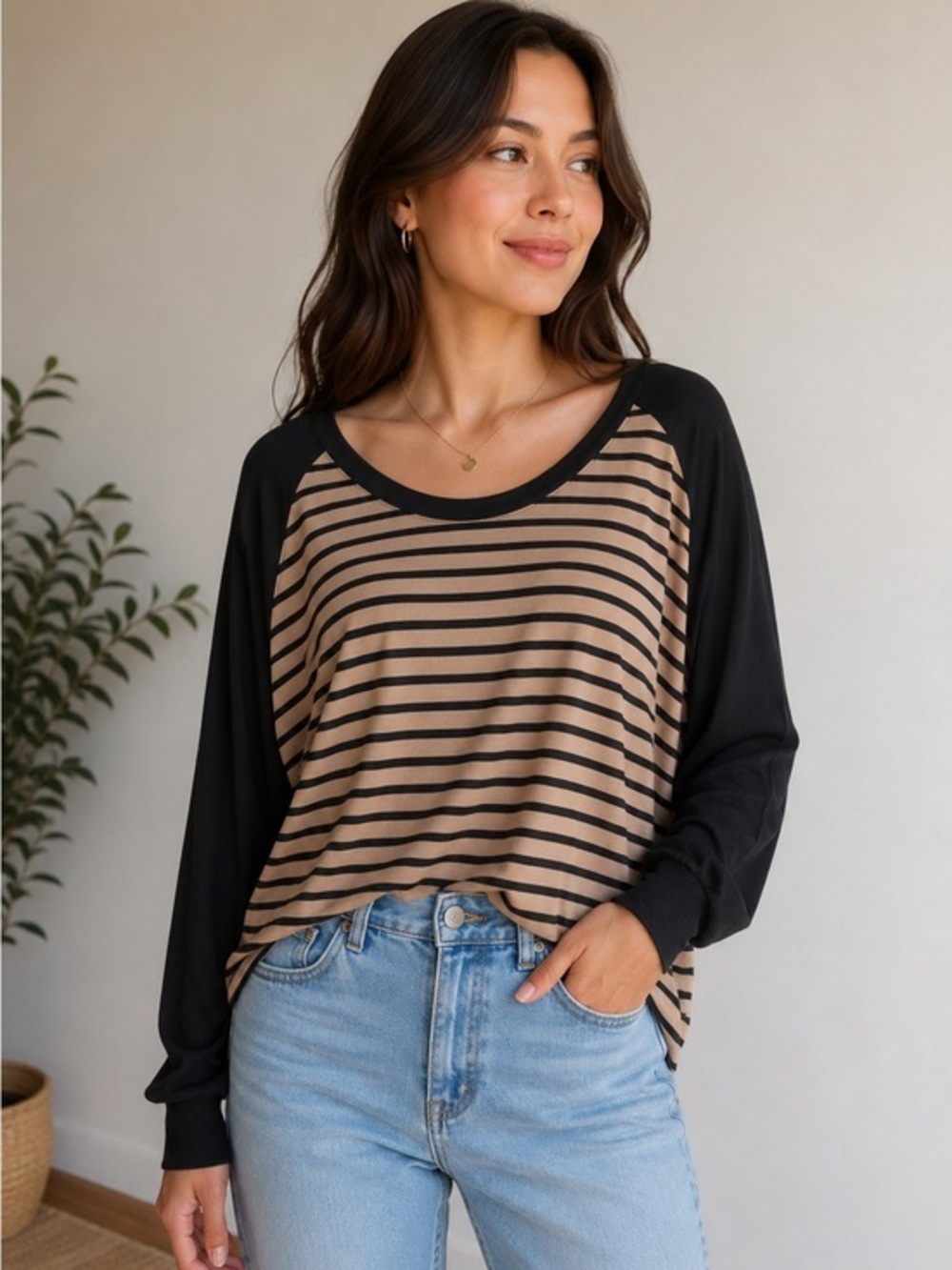 Cielo Top Striped Black Tan Medium